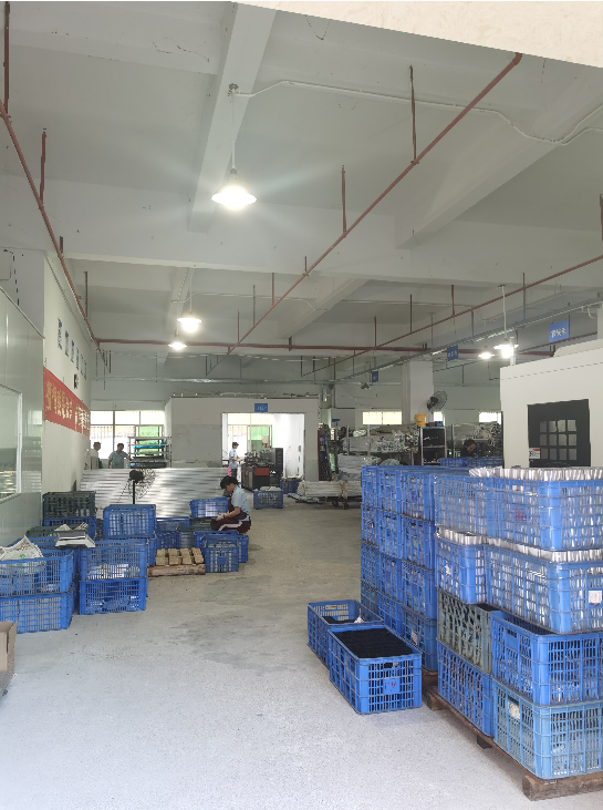 客戶訂單接踵而至，忙碌的發(fā)貨現(xiàn)場|鉑源五金